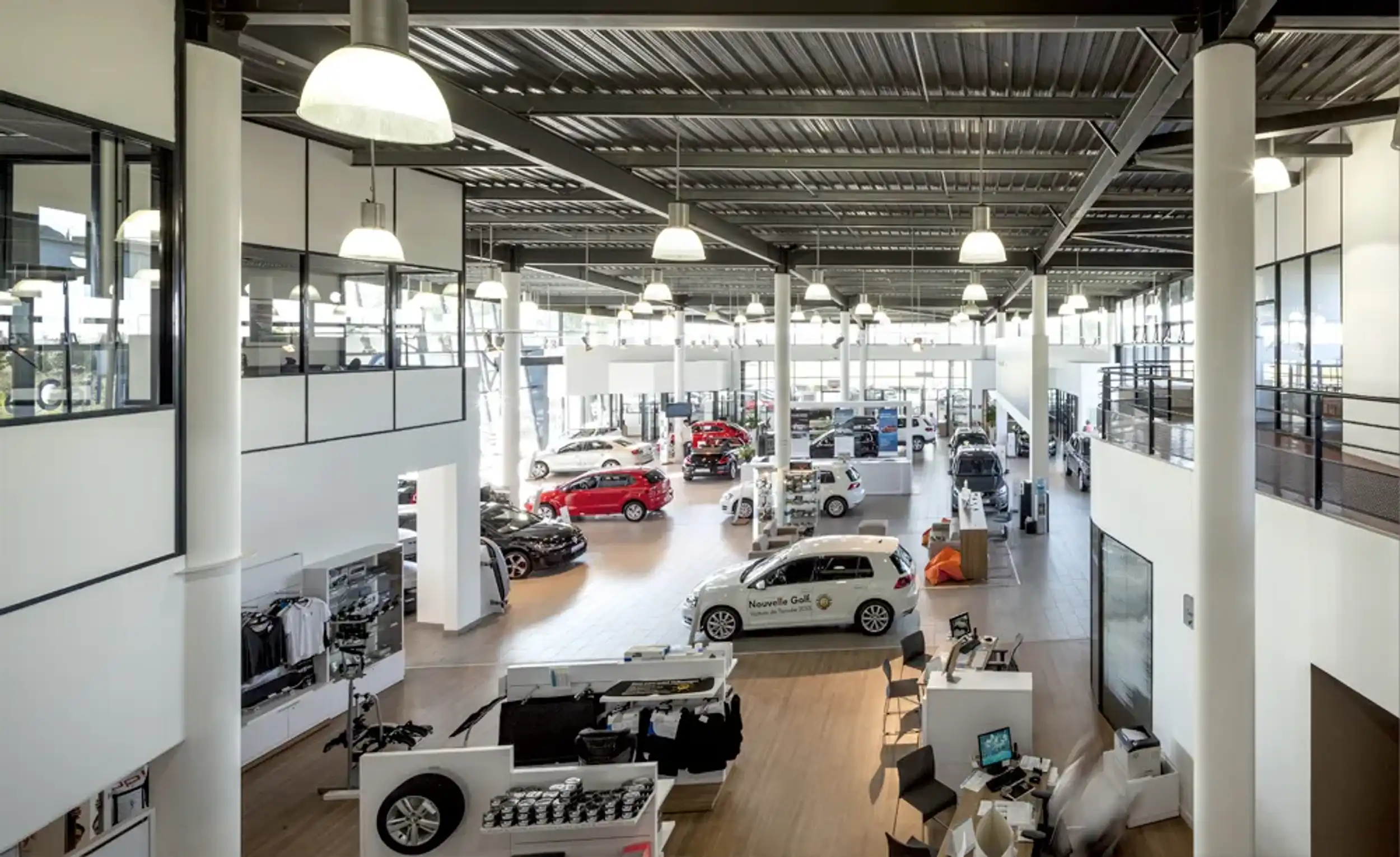 espace showroom et bureaux Volkswagen  - Biéville-Beuville
